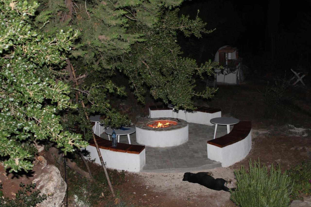 Penelope 2 Hotel Dhermi Exterior photo